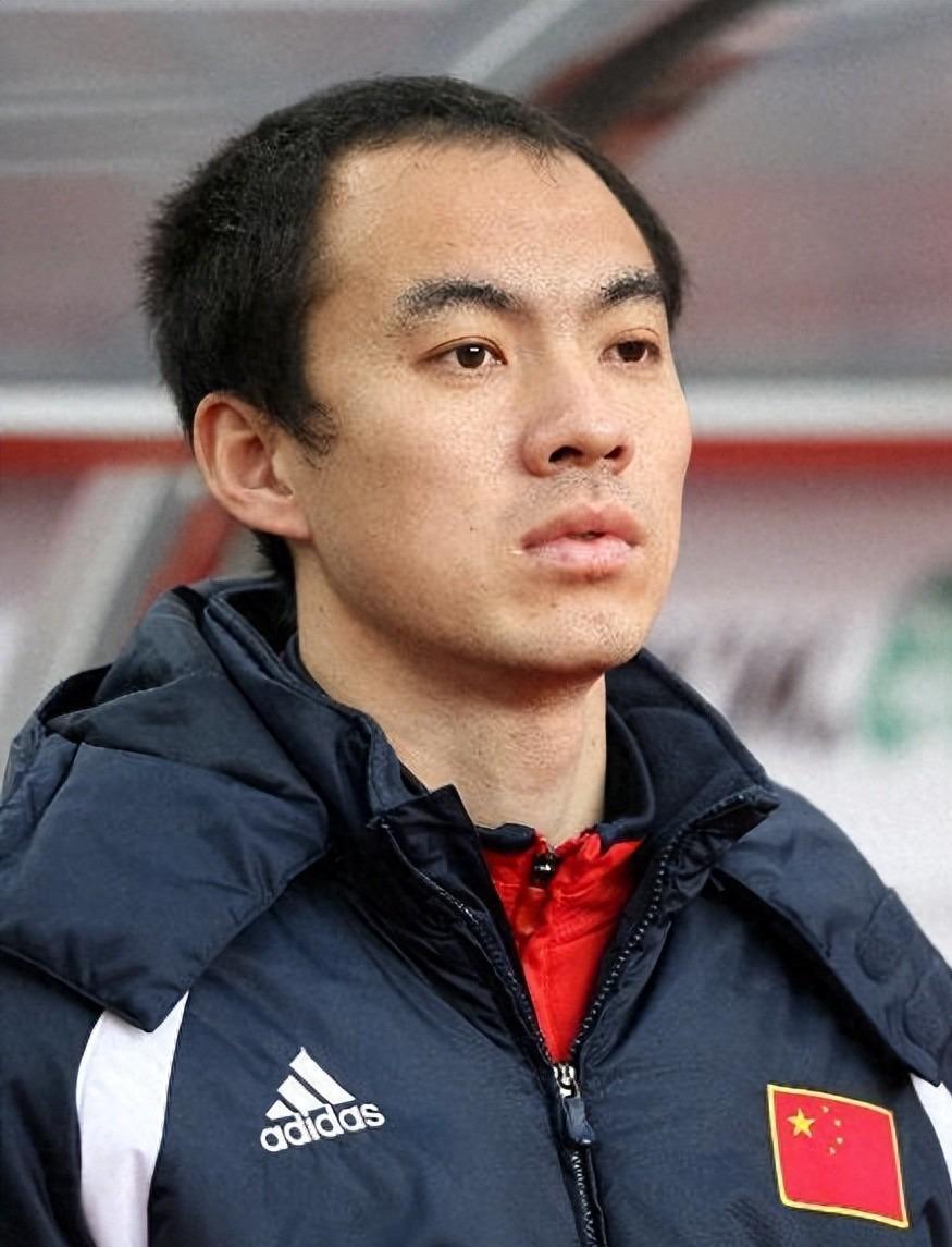 爱游戏体育官方入口-原来他俩是父子，父亲是国安名宿，儿子是U18新秀 已登陆英超球队